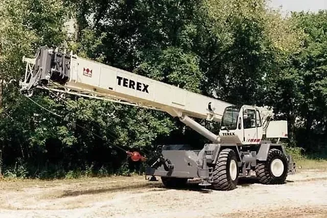 Аренда автокрана 50 тонн Terex RT 555-1