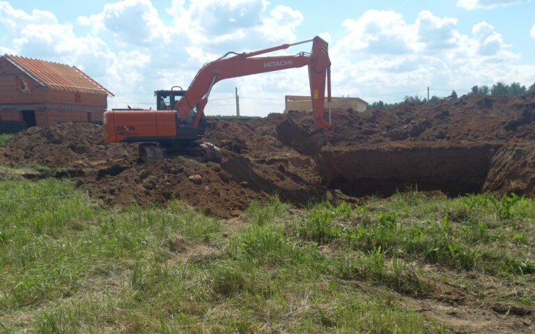 разработка грунта экскаватором